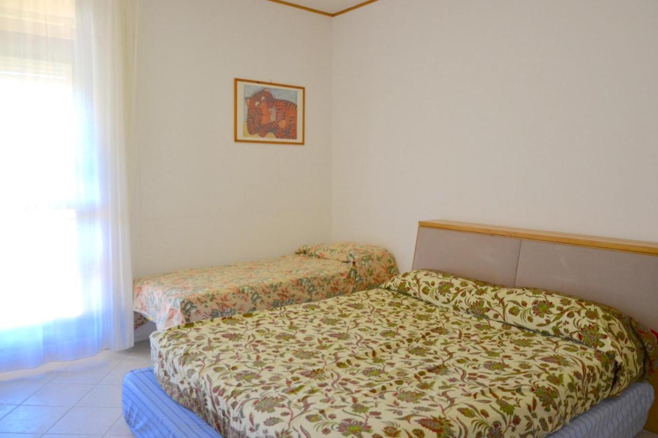 Apartments Via Dei Platani Marina Di Bibbona Exterior photo