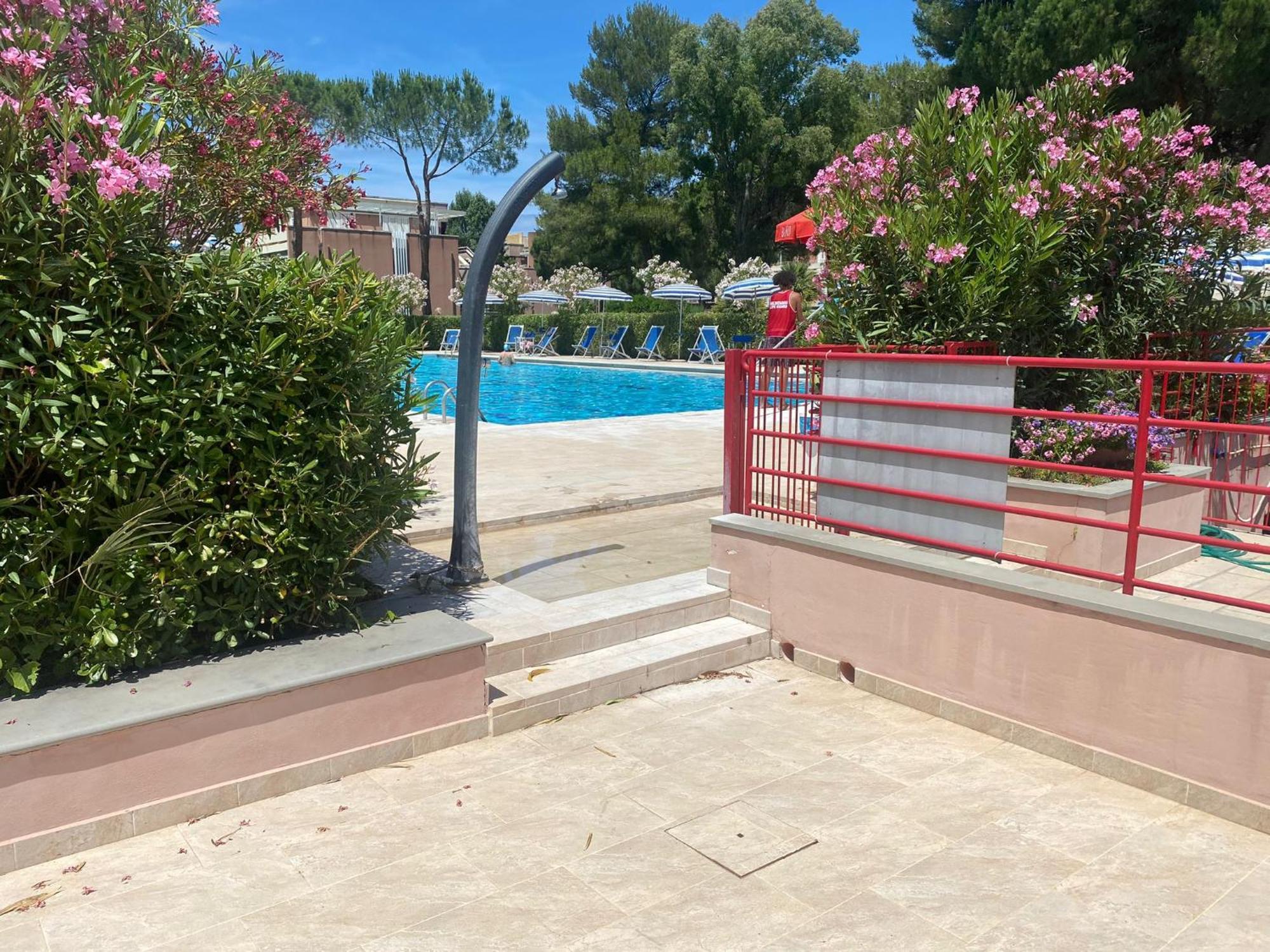 Apartments Via Dei Platani Marina Di Bibbona Exterior photo